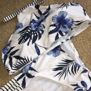 Zaful halter, flower print, bikini.